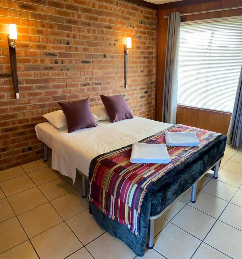 Proserpine Motor Lodge Kültér fotó