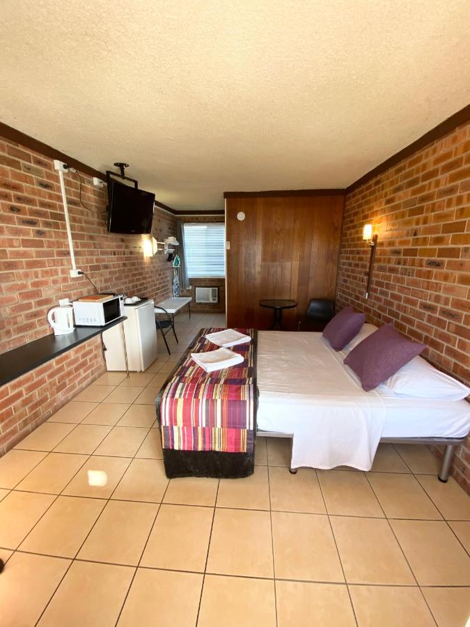 Proserpine Motor Lodge Kültér fotó