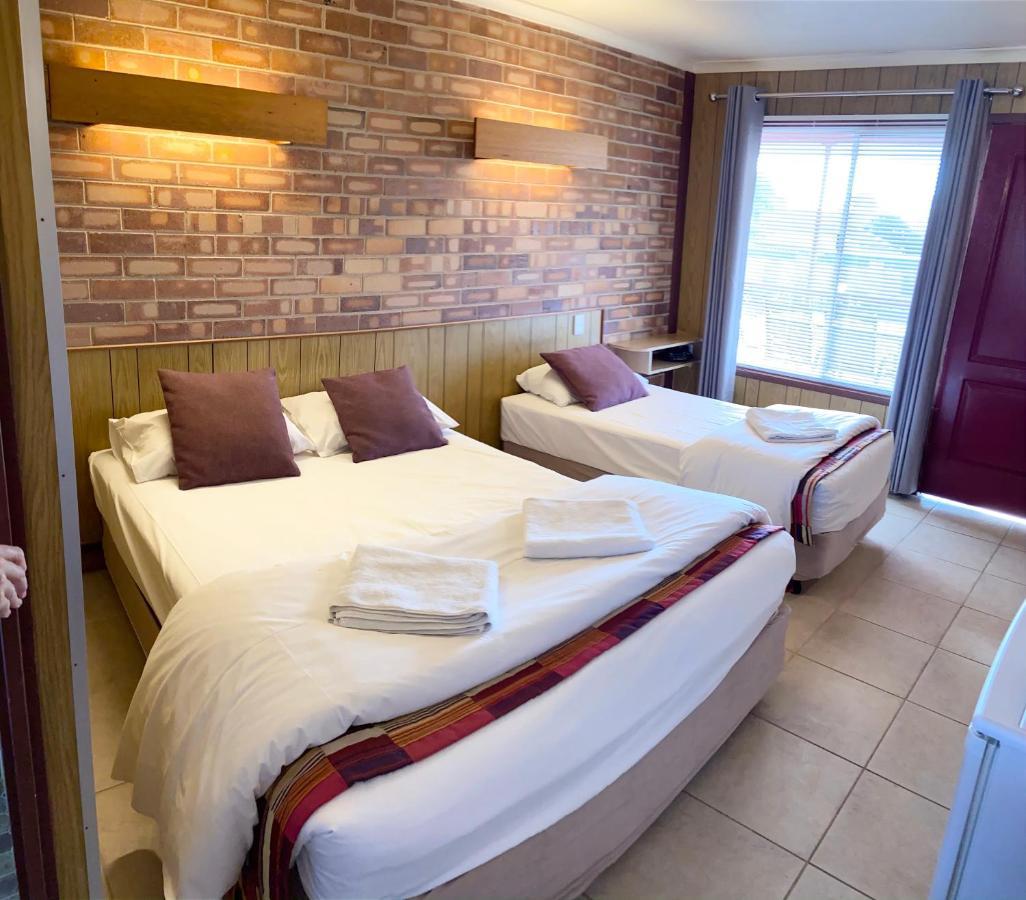 Proserpine Motor Lodge Kültér fotó