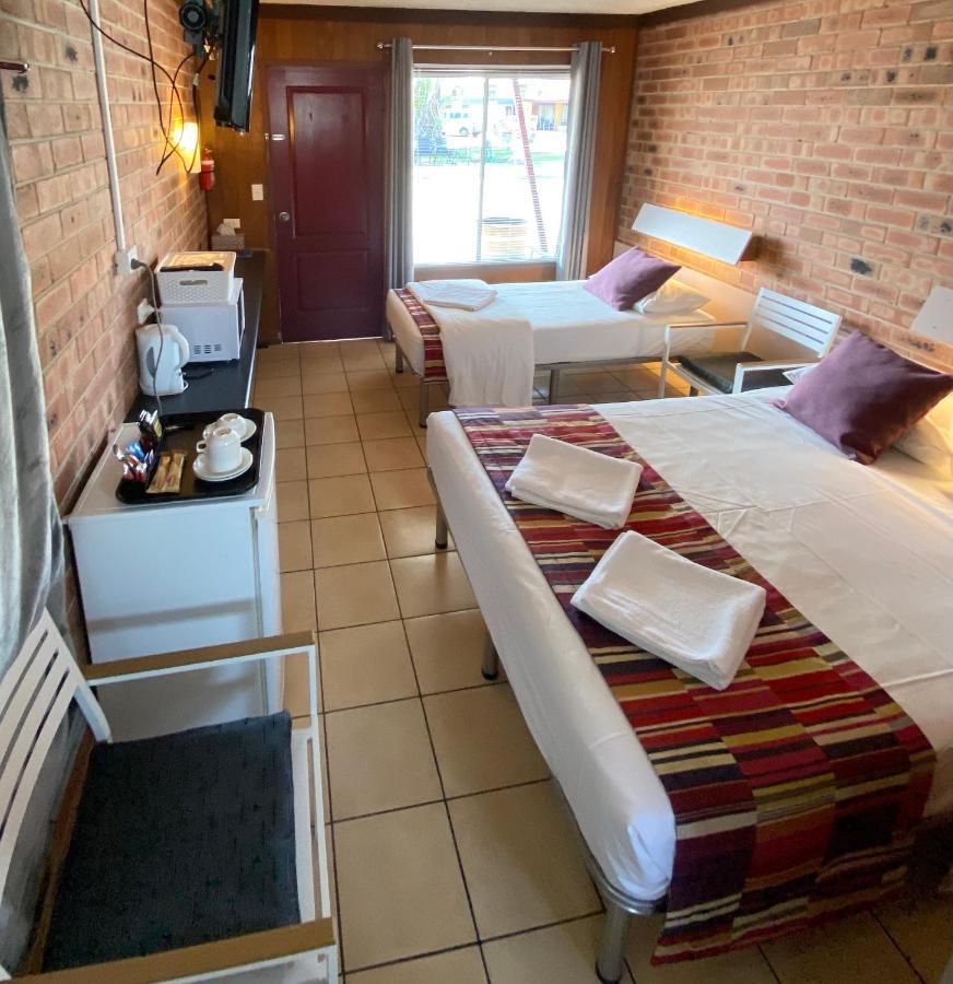 Proserpine Motor Lodge Kültér fotó