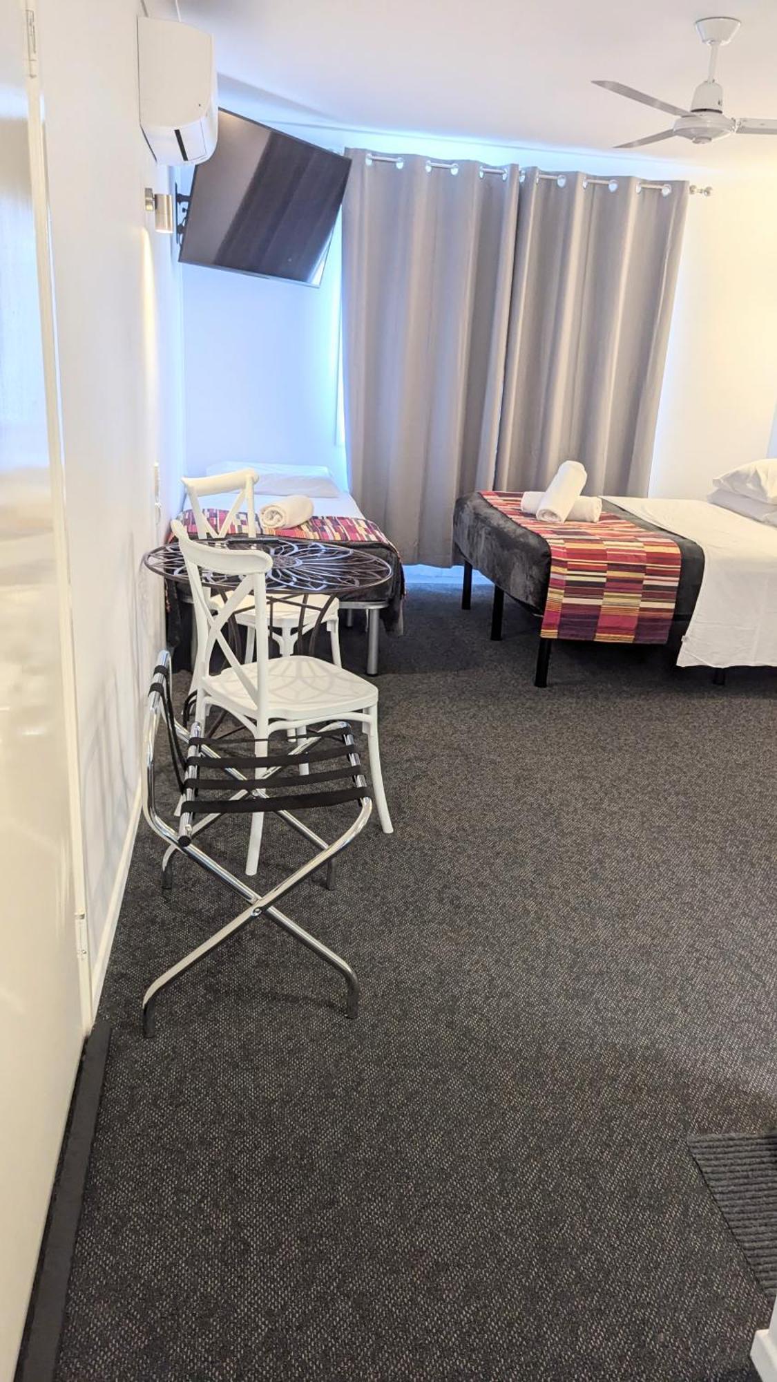 Proserpine Motor Lodge Kültér fotó
