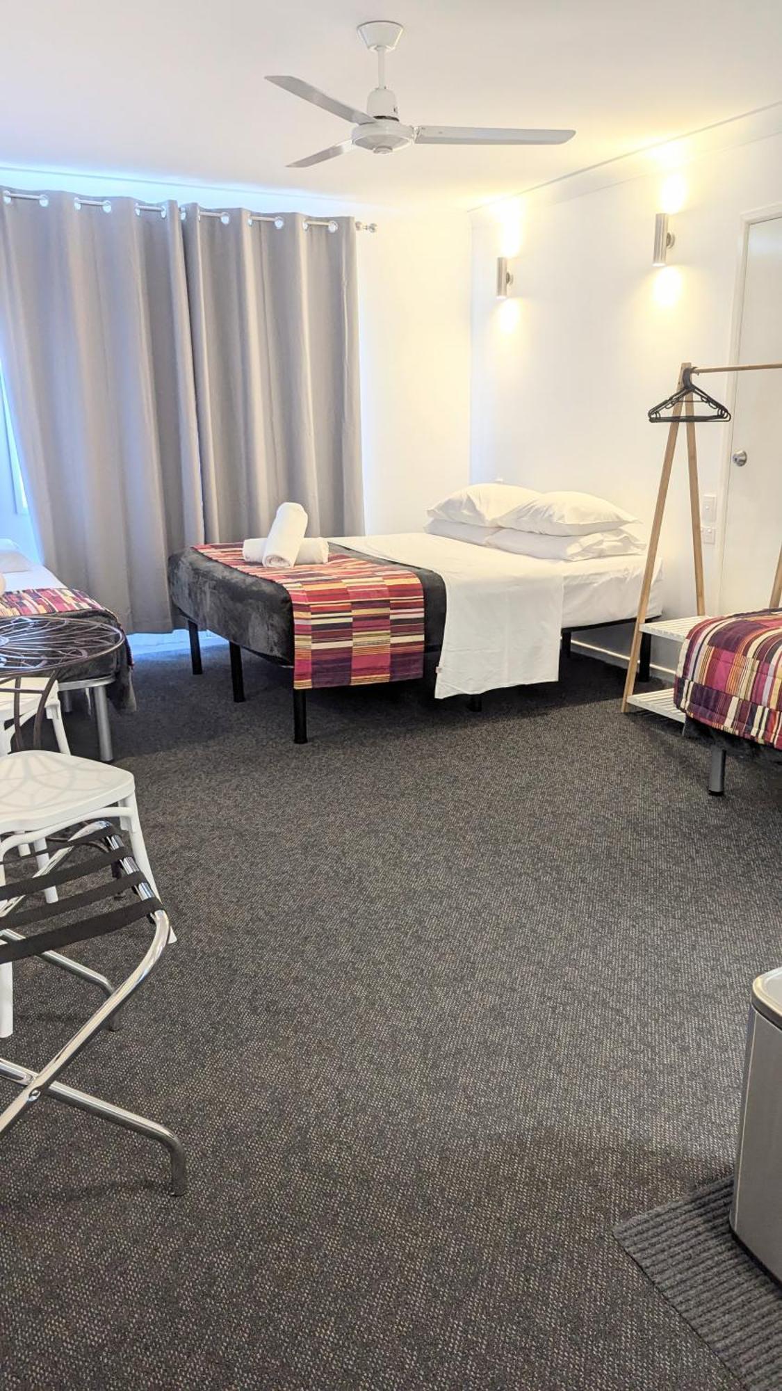 Proserpine Motor Lodge Kültér fotó