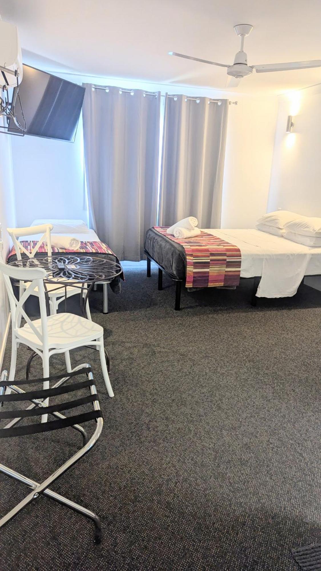 Proserpine Motor Lodge Kültér fotó